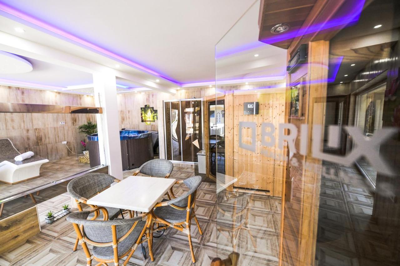 Suncani Breg Apartments Vrdnik Eksteriør billede